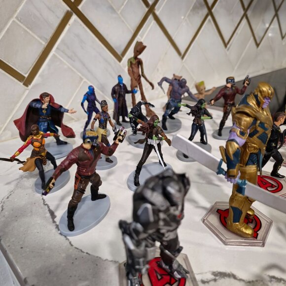 Marvel Avengers Superhero Action Figure Collection Set 28 figures - Picture 16 of 16